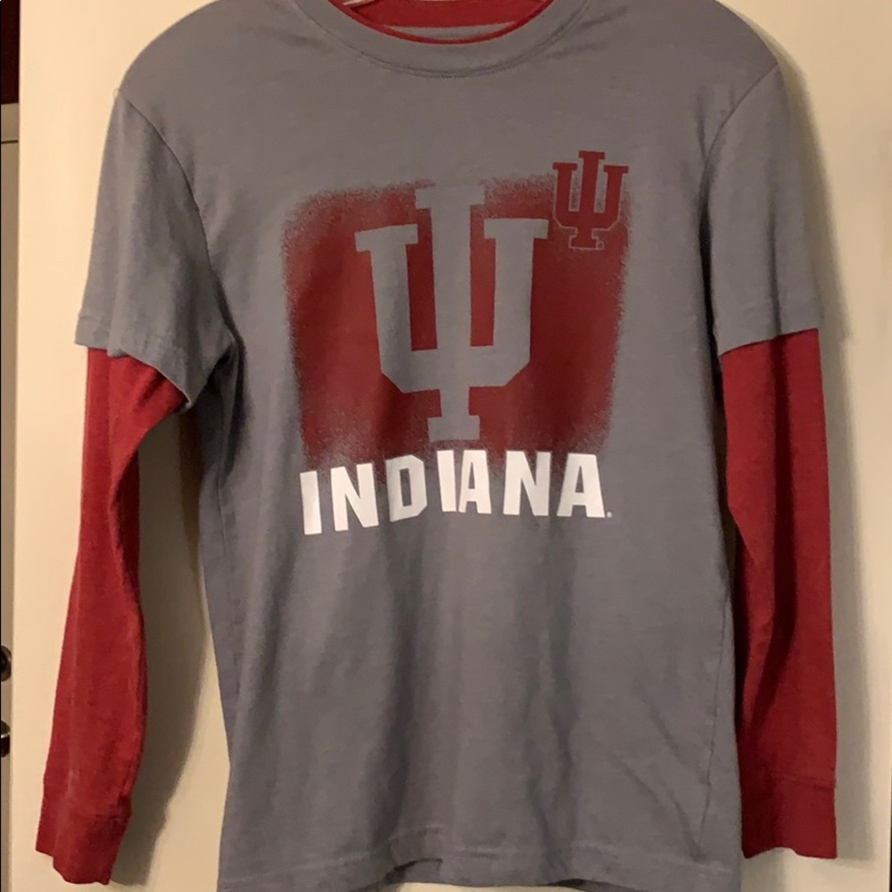 IU long sleeve